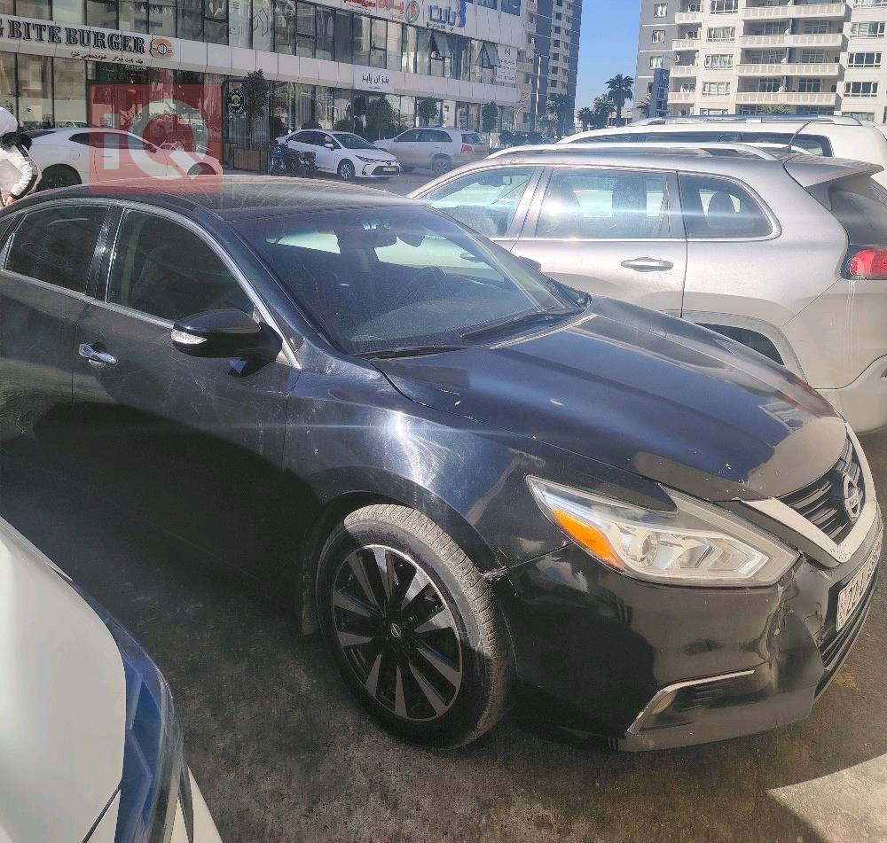 نيسان ألتيما